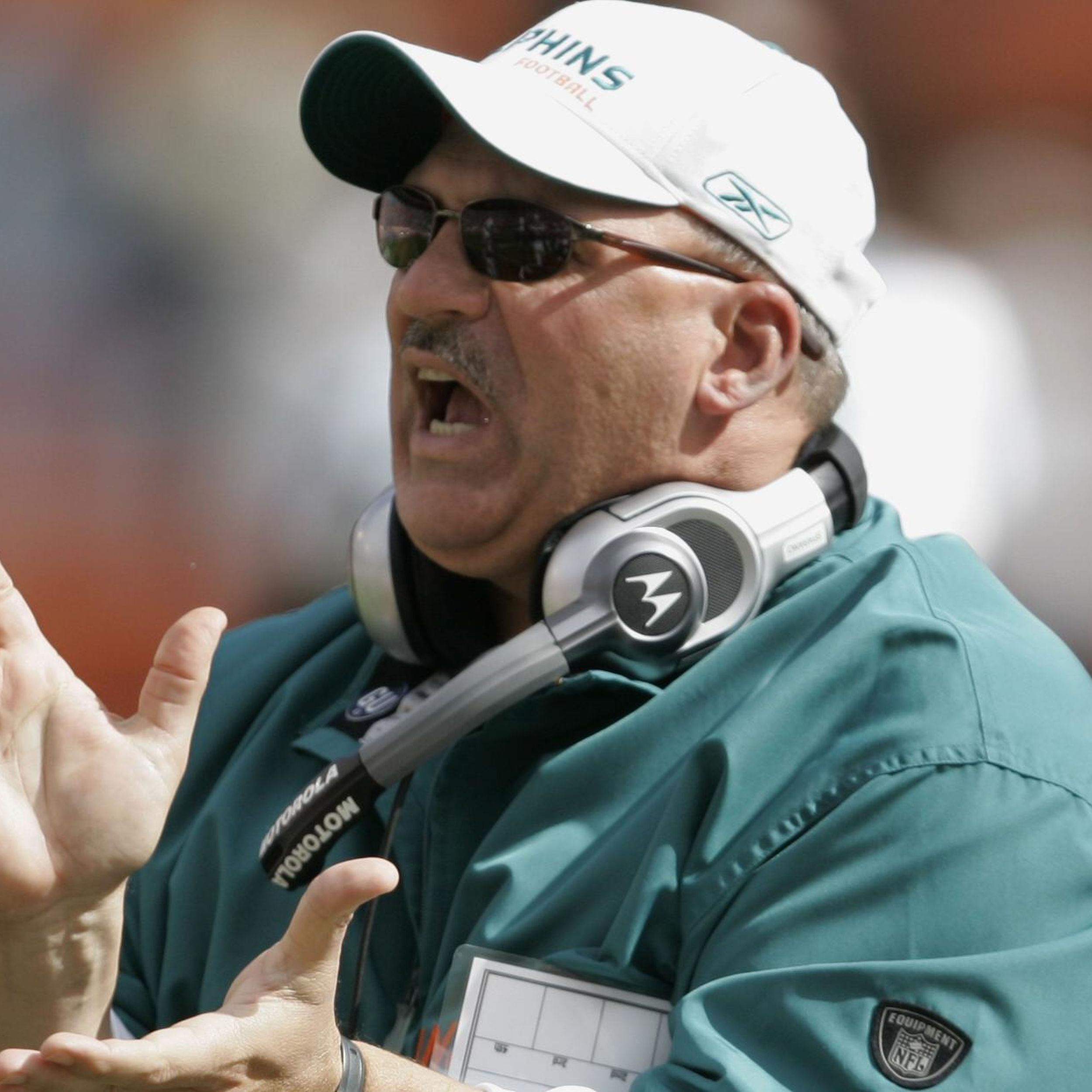 Jaguars issue statement on death of former assistant Tony Sparano