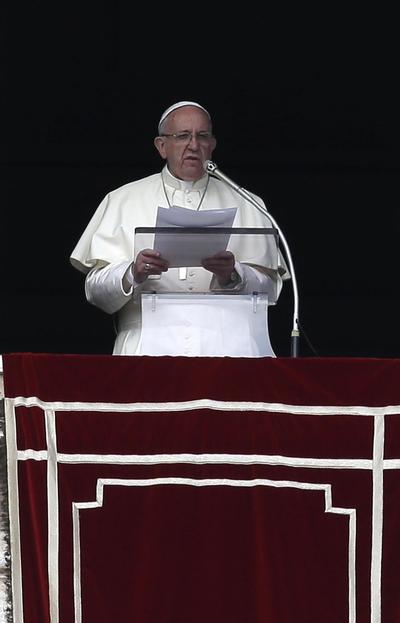 Pope Francis told tourists and pilgrims in St. Peter’s Square Sunday that he is proposing Catholic leaders should “make a courageous and exemplary gesture” and ensure that no convicted inmate is executed during the church’s Holy Year of Mercy, which runs through Nov. 20. (Alessandra Tarantino / Associated Press)