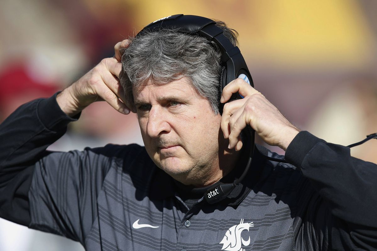 Mike Leach may be one of the least affected if the NCAA adopts a ‘communication’ rule. (Associated Press)