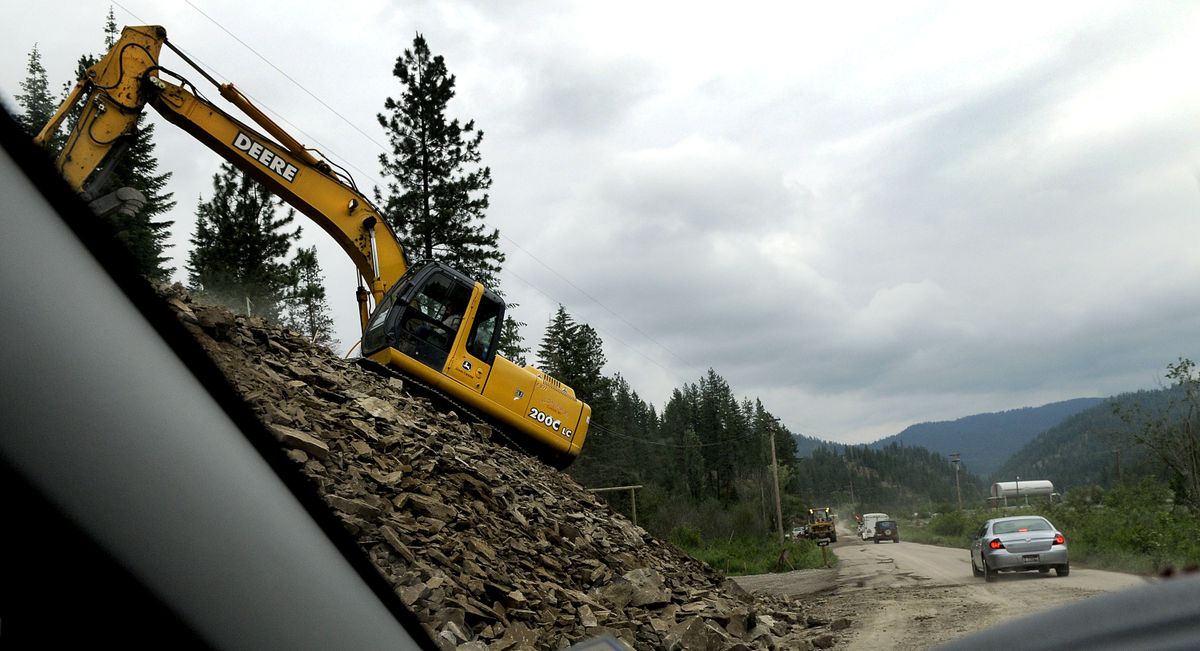 Workers who are widening and resurfacing a dangerous road along Fernan Lake’s north side, as shown here on Monday, are more than a year ahead of their 2011 completion date. Motorists were involved in 31 accidents on Fernan Road between 2004 and 2008.kathypl@spokesman.com (Kathy Plonka / The Spokesman-Review)