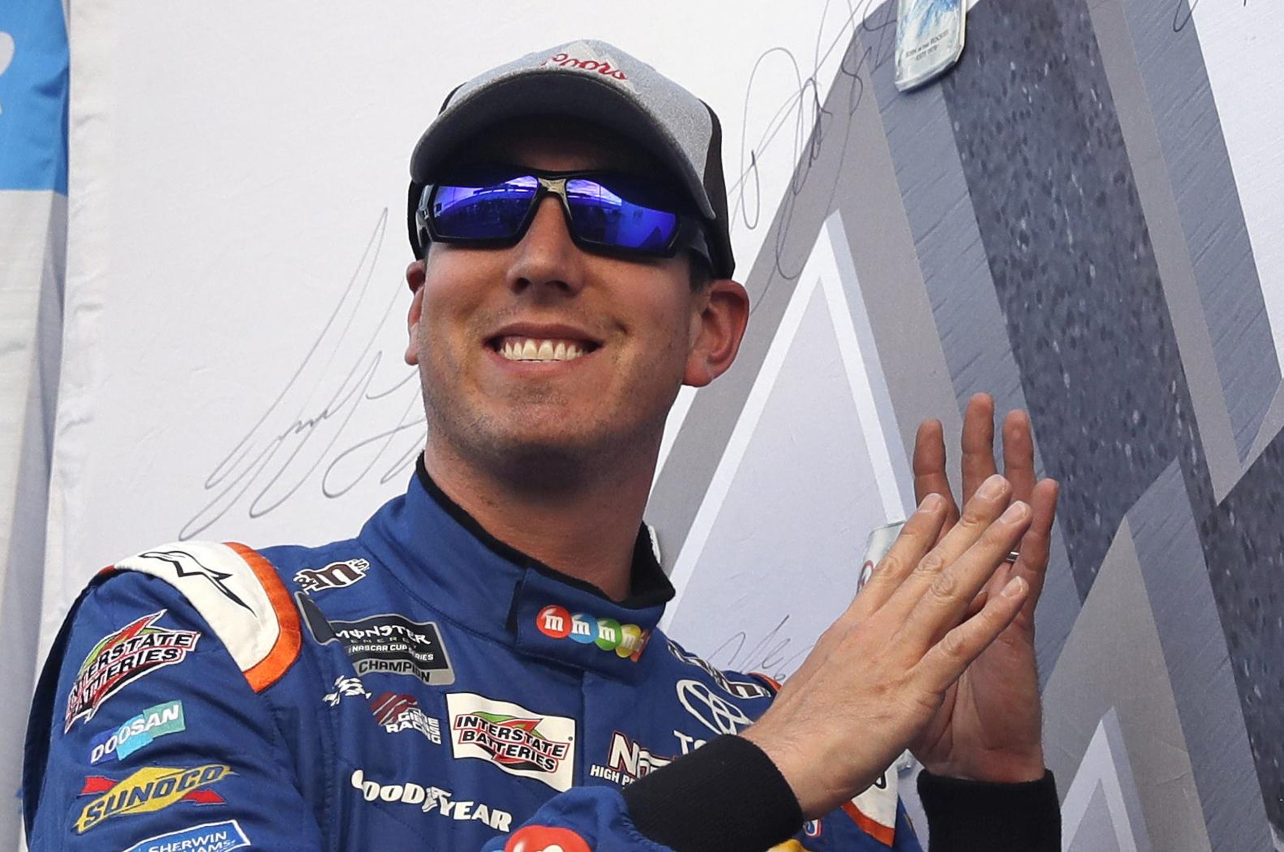 Kyle Busch takes pole at New Hampshire in 2nd NASCAR playoff The