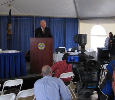 Idaho Corrections Director Brent Reinke briefs the media before the scheduled execution of Richard Leavitt on Tuesday (Betsy Russell)