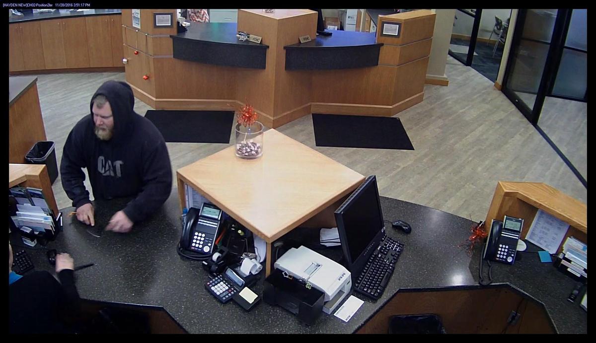 The Kootenai County Sheriff’s Office is seeking the public’s help in identifying a man who robbed a bank in Hayden, Idaho on November 28, 2016. (Kootenai County Sheriff’s Office)