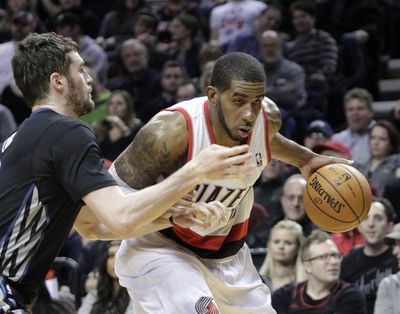 LaMarcus Aldridge and Blazers matched win total from last season (33).