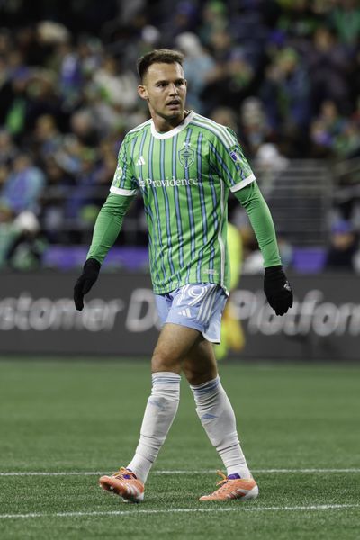 The Sounders’ Danny Musovski walks on the pitch during the first half of a 2025 MLS Cup playoff match against Minnesota United at Lumen Field in Seattle.  (Getty Images)