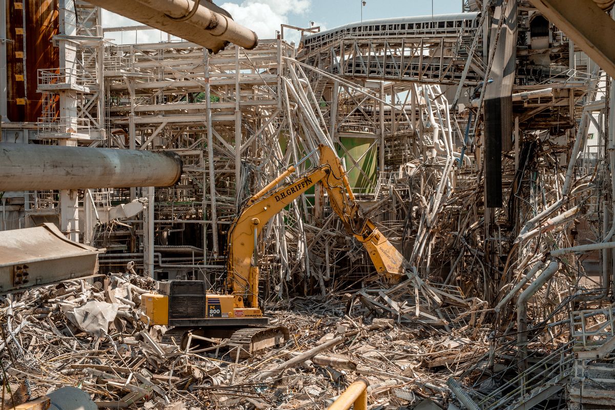 Demolition of the paper mill in Canton, N.C., July 8, 2025. Locals in Canton, N.C., are trying to figure out what’s next after losing the thing that gave them an identity: their beloved, stinky paper mill.   (Mike Belleme/The New York Times)