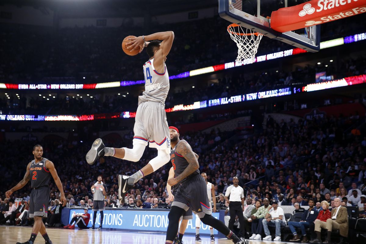 Eastern Conference small forward Giannis Antetokounmpo of the Milwaukee Bucks slam dunks. (Gerald Herbert / Associated Press)