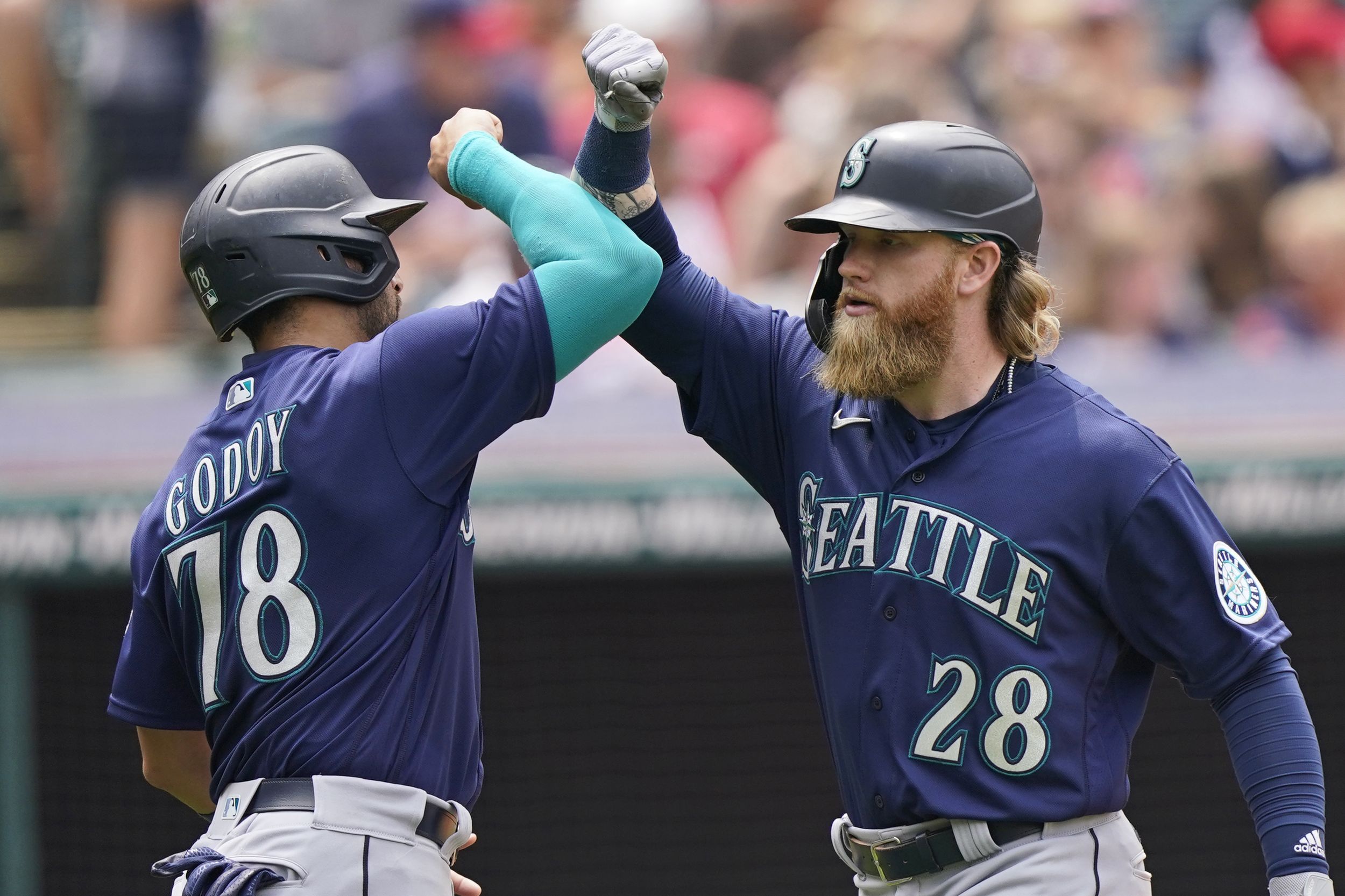 Father's Day Hits Close to Home for Jake Fraley, by Mariners PR