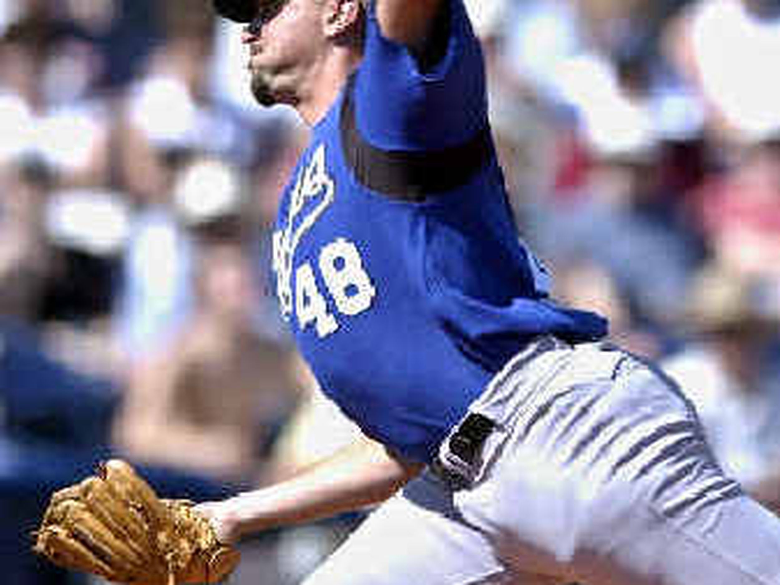 Kansas City Royals shortstop Tony Pena, left, takes the throw from