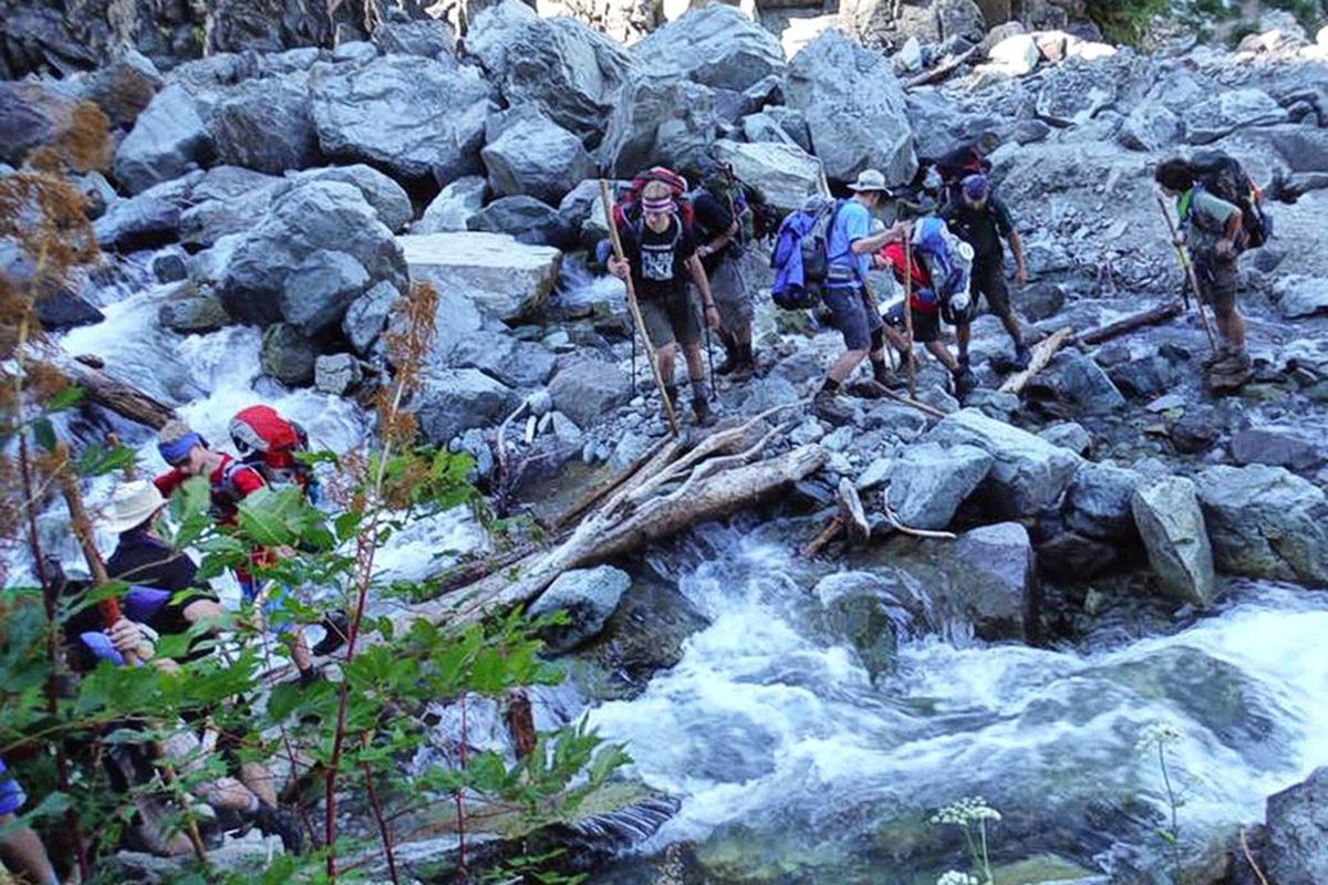 Boy Scout Troop 464 on the section of the Pacific Crest Trail between Marmot Lake and Deep Lake in the Alpine Lakes Wilderness, Okanogan-Wenatchee National Forest. (Rob Behm)