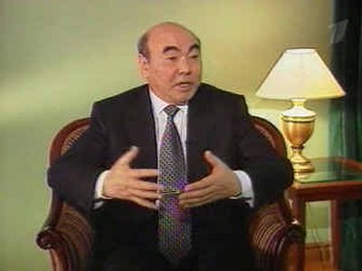 
Akayev
 (The Spokesman-Review)