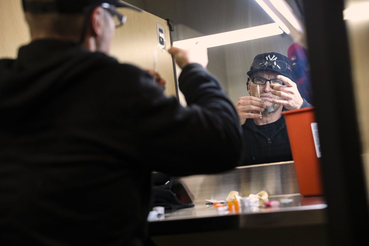 A client inside the supervised injection area at OnPoint NYC in East Harlem, New York.    (Heather Khalifa/The Philadelphia Inquirer/TNS)