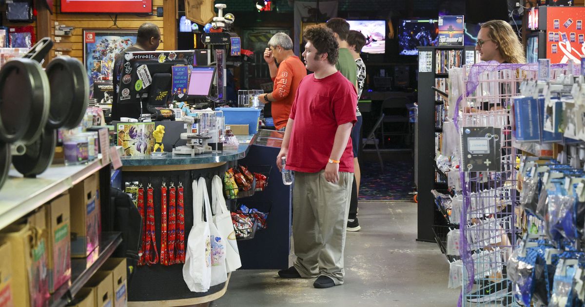 PlayStation is giving up on discs. Here’s what it means for video game stores