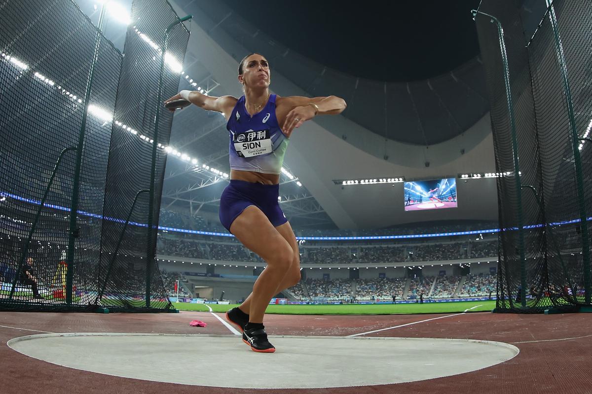 Valarie Sion of the United States competes in the women’s discus throw final event during the Wanda Diamond League Xiamen on May 23 in Xiamen, China.  (Getty Images)