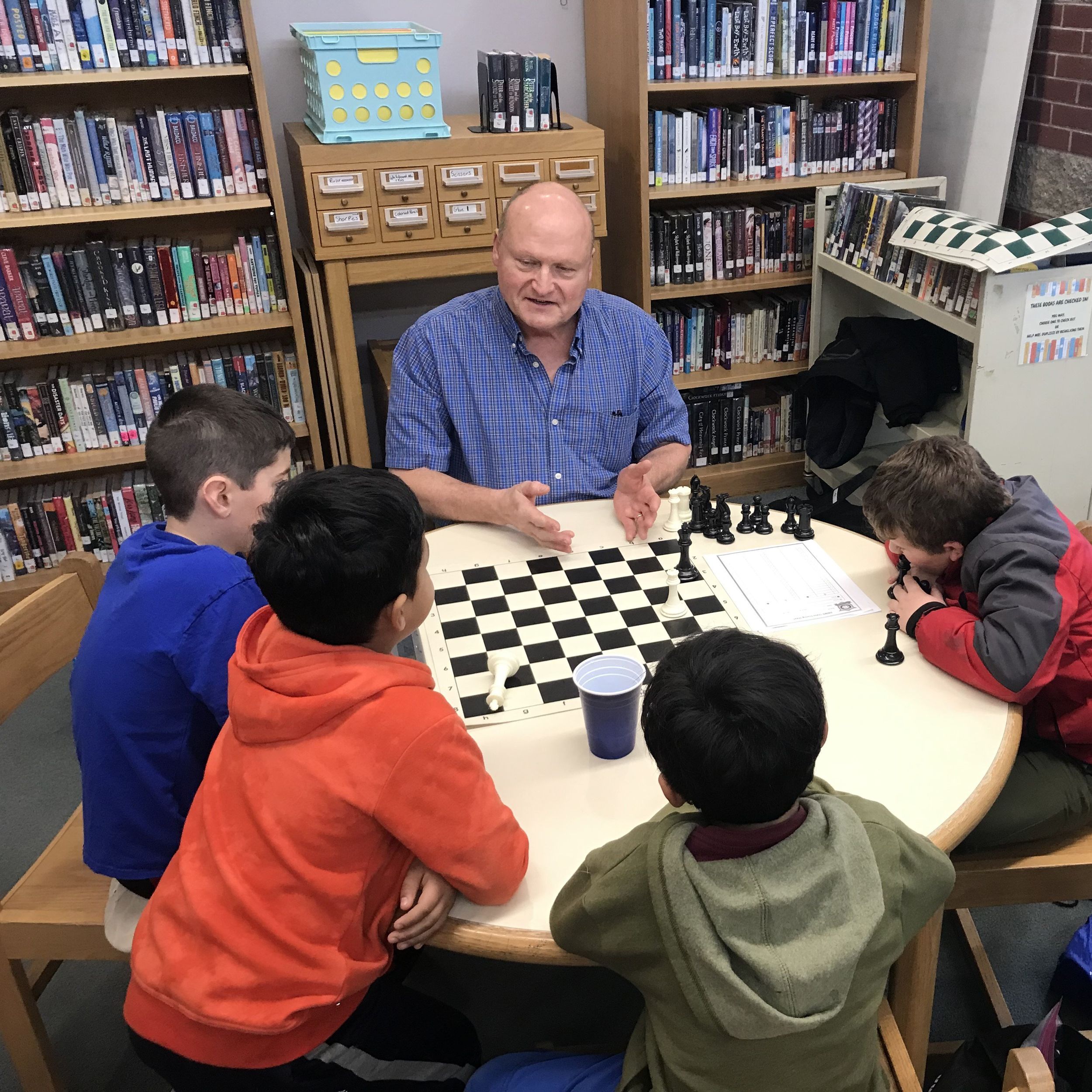 Real-life 'The Queen's Gambit': Maine custodian leads school chess teams to  US championships