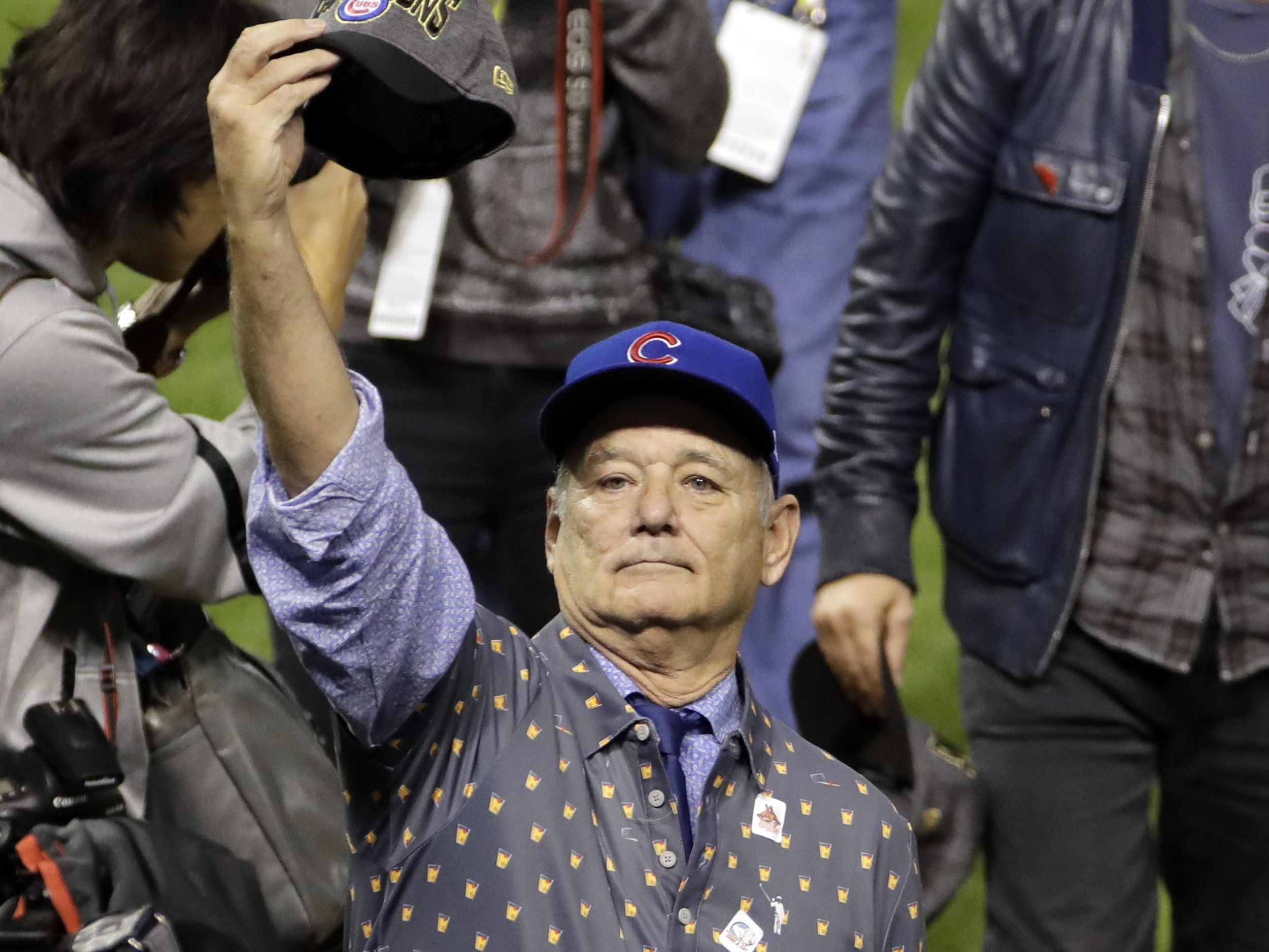 Bill Murray relishes Cubs title, demands schools closed