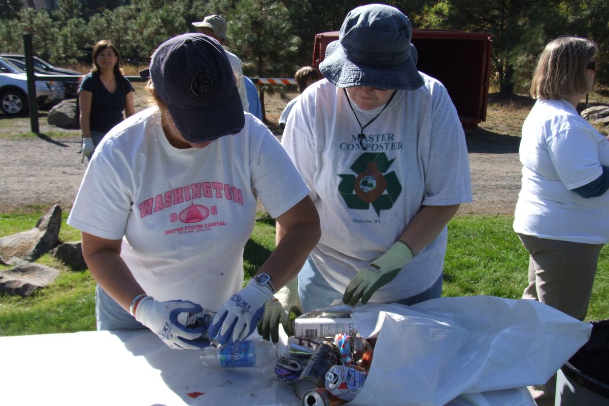 Along with actually picking up the trash along the riverbanks, some volunteers were asked to help sort the finds to pull out anything recyclable. (Paul K. Haeder / Down to Earth NW Correspondent)