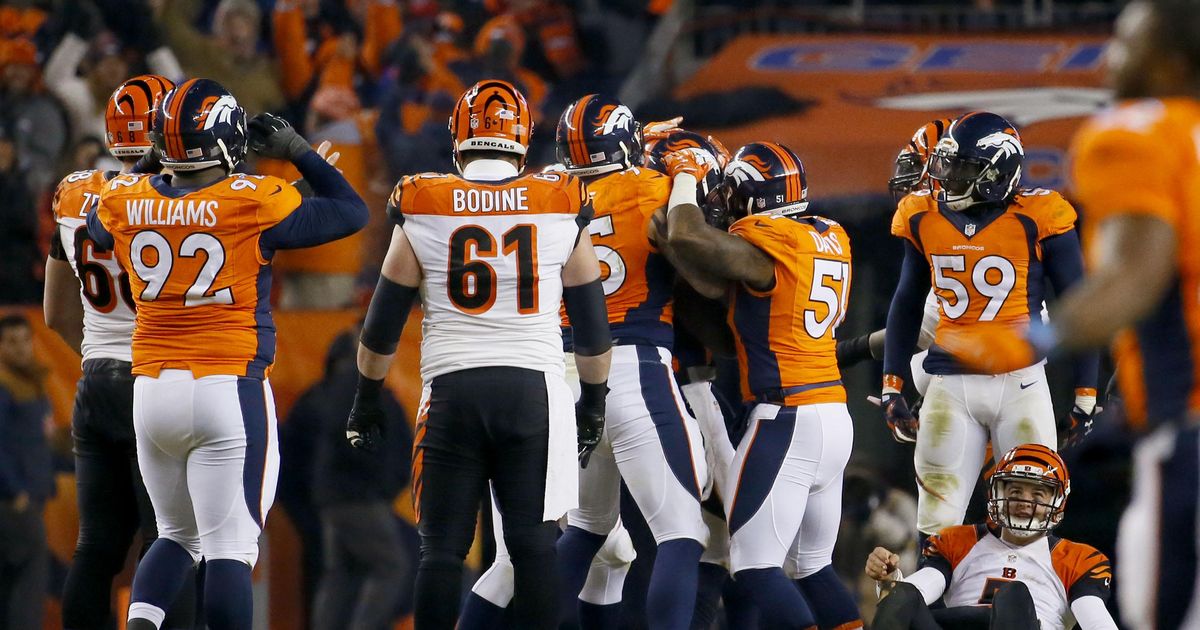 Ware recovers fumble to seal Broncos' 20-17 win over Bengals