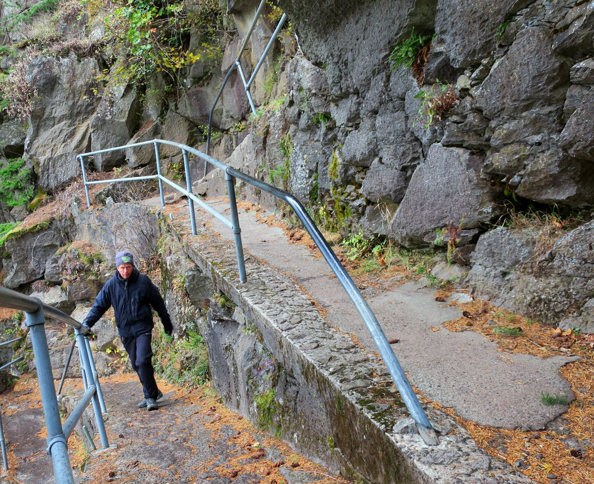 A dizzying series of switchbacks lead hikers up Beacon Rock on the Columbia Gorge. (John  Nelson / The Spokesman-Review)