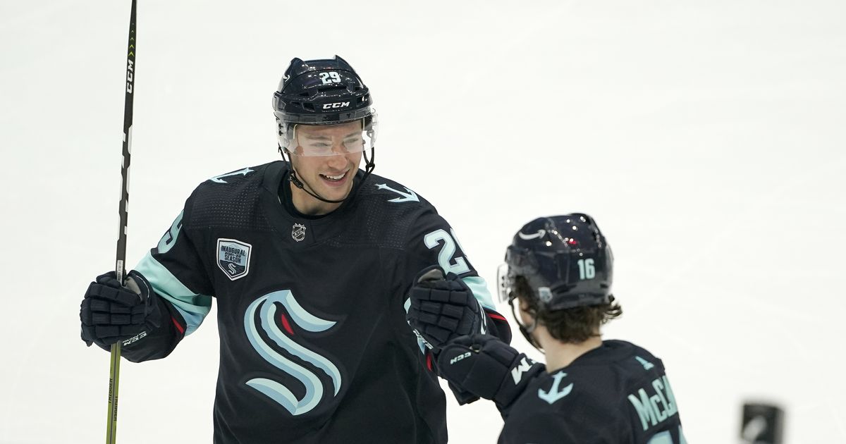 Marcus Johansson's late winner gives Kraken 21 victory over 'Canes