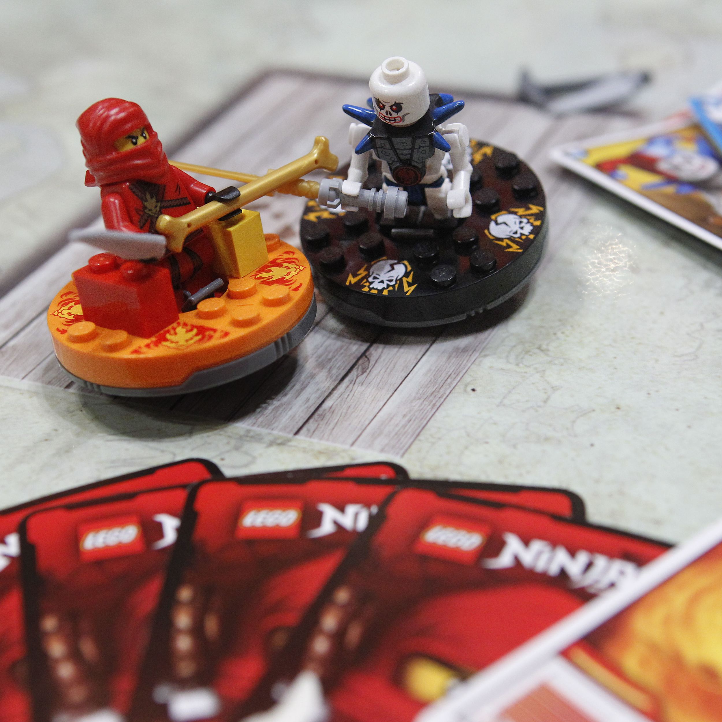 Lego ninjago 2011 hotsell spinners