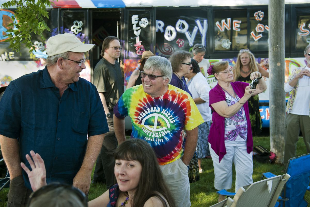 Rick Chapman wore his tie-dyed shirt to Grant Park on Saturday to celebrate the life of Rings & Things founder Russ Nobbs. Nobbs, who died June 27, was a driving force in the beads and jewelry findings community for over 40 years. (Dan Pelle)