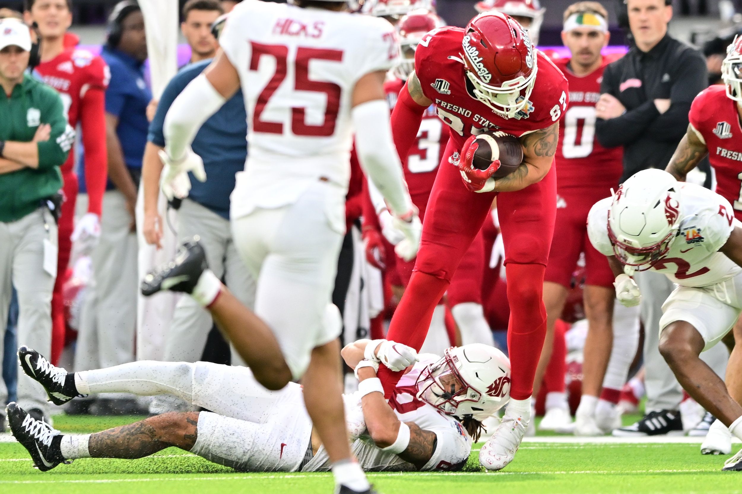 Fresno State, fun vibes win the day at Jimmy Kimmel L.A. Bowl