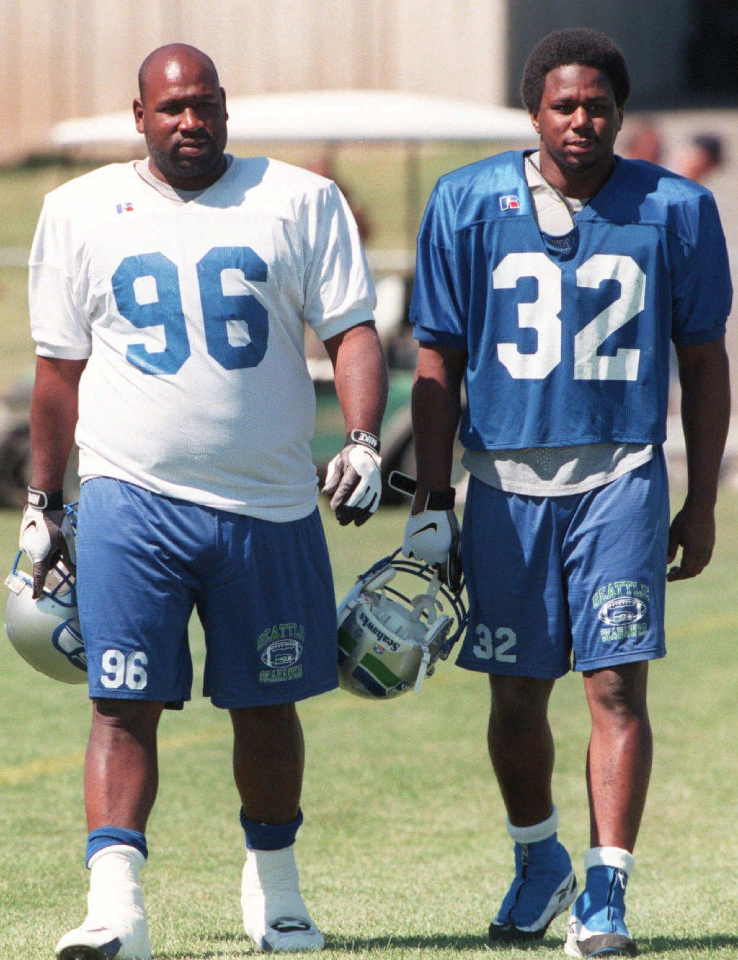 Pro Football Hall of Fame shares tribute to Seahawks legend Cortez Kennedy