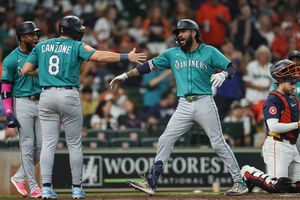 Mariners sweep Astros, close in on AL West title - Sun, 21 Sep 2025 PST