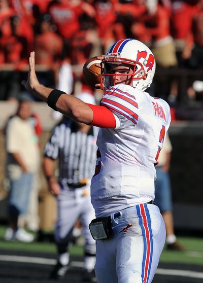 Kyle Padron set SMU records with 3,828 yards and 31 touchdowns in 2010. (Associated Press)