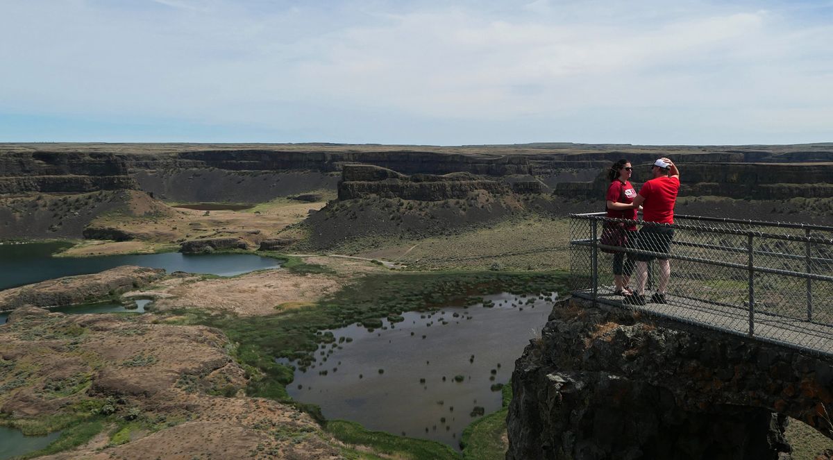 The visitor center at Sun Lakes-Dry Falls State Park overlooks an Ice Age waterfall that was four times the size of Niagara Falls. (John Nelson)