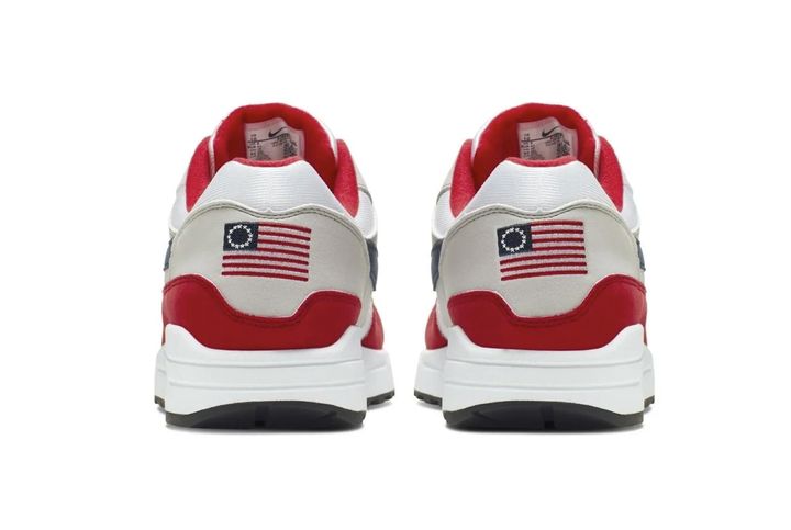 air max 1 quick strike fourth of july trainers