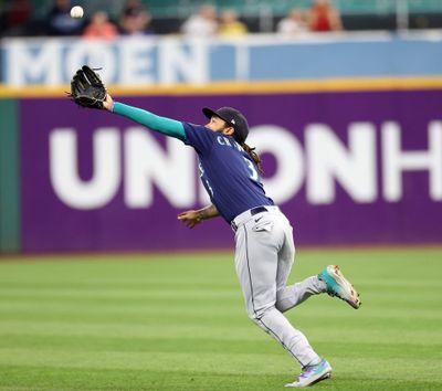 With a playoff spot within reach, shortstop J.P. Crawford and the Seattle Mariners need to put recent struggles behind them.  (Joshua Gunter/Tribune News Service)