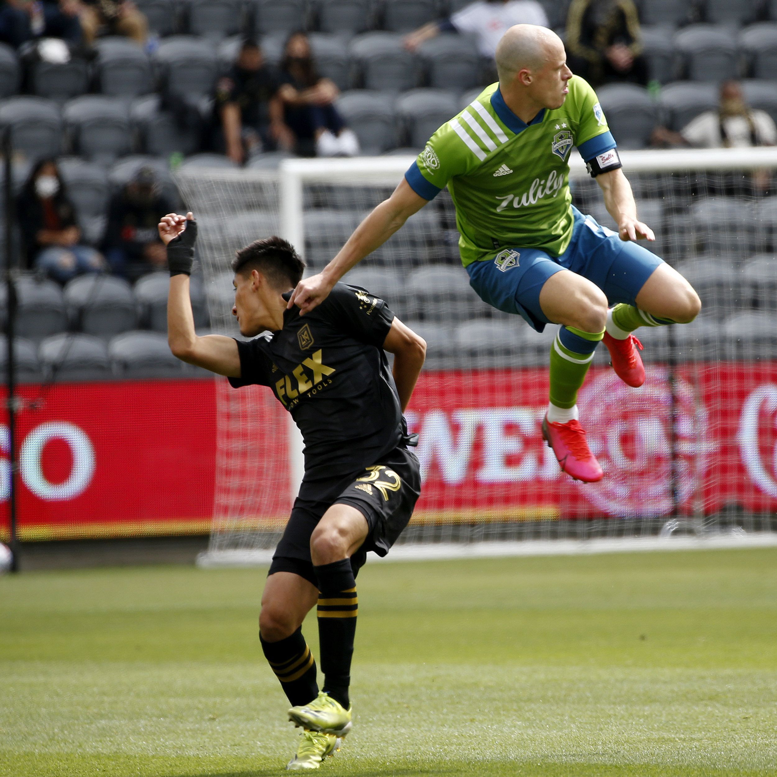 Carlos Vela scores as LAFC settles for draw with Minnesota - Los