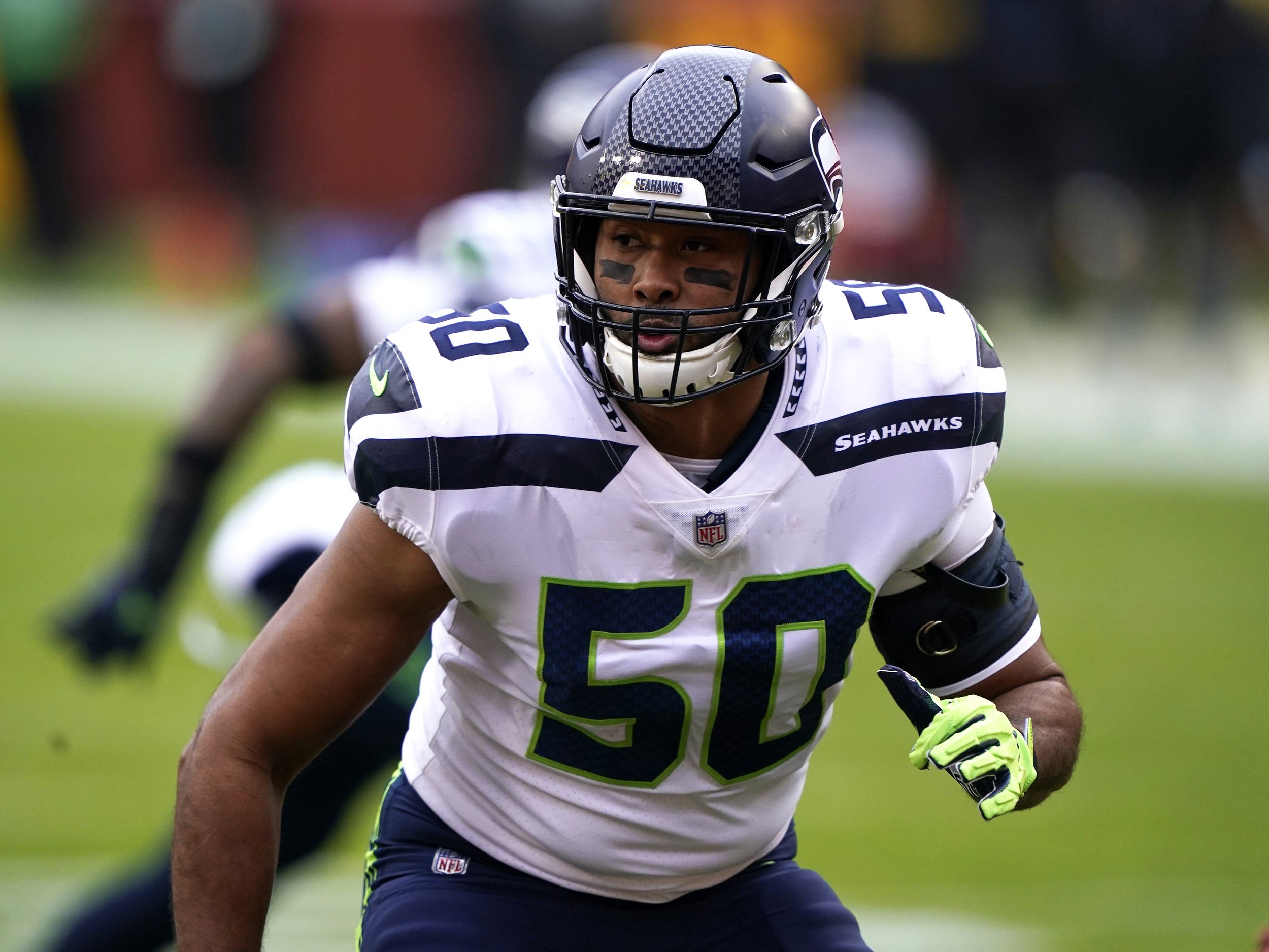 Chiefs Named 'Logical' Team to Sign Seahawks LB K.J. Wright