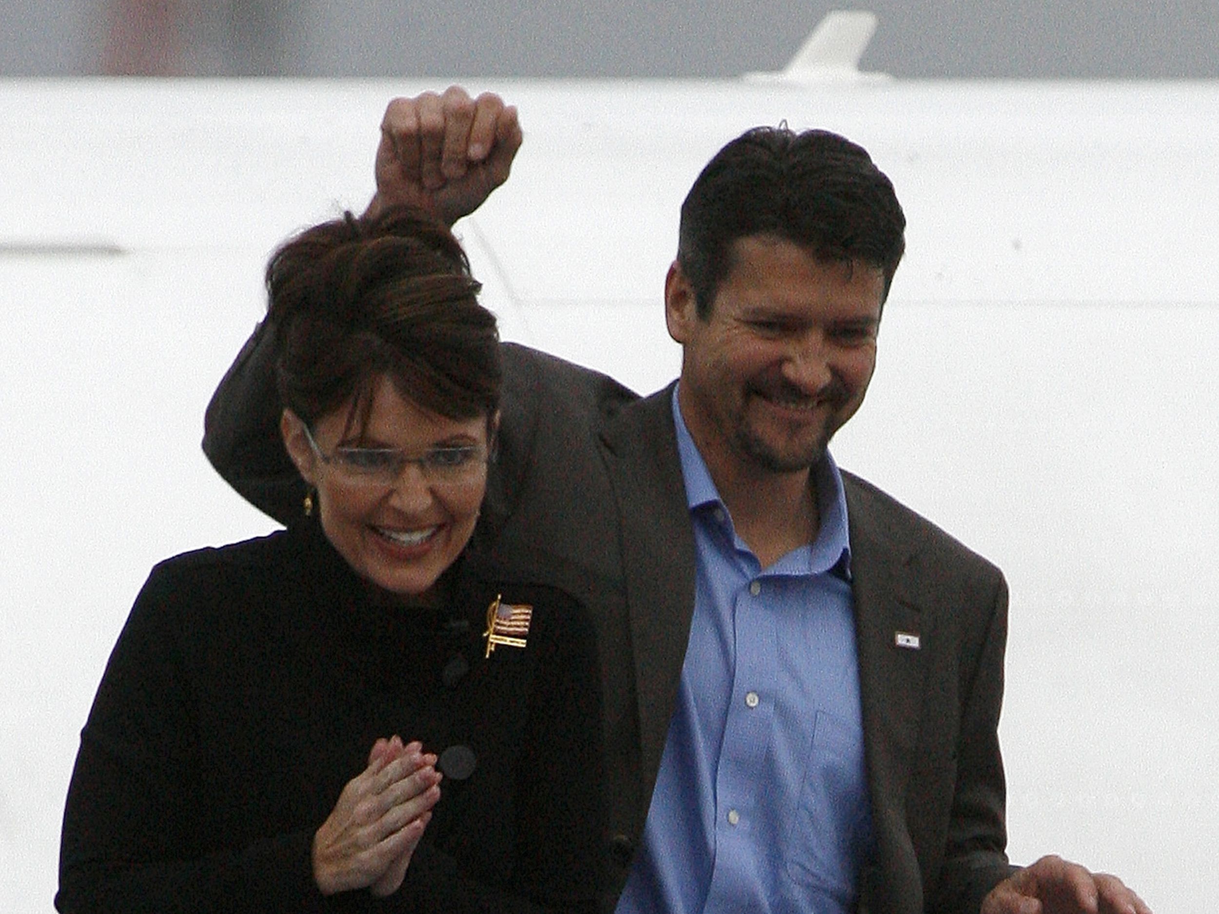Palin gets rousing welcome home