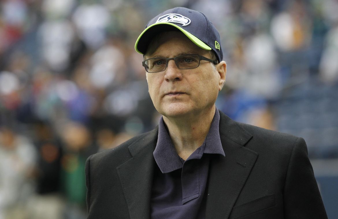 Seahawks Will Induct Late Owner Paul Allen Into Team s Ring Of Honor The Spokesman Review