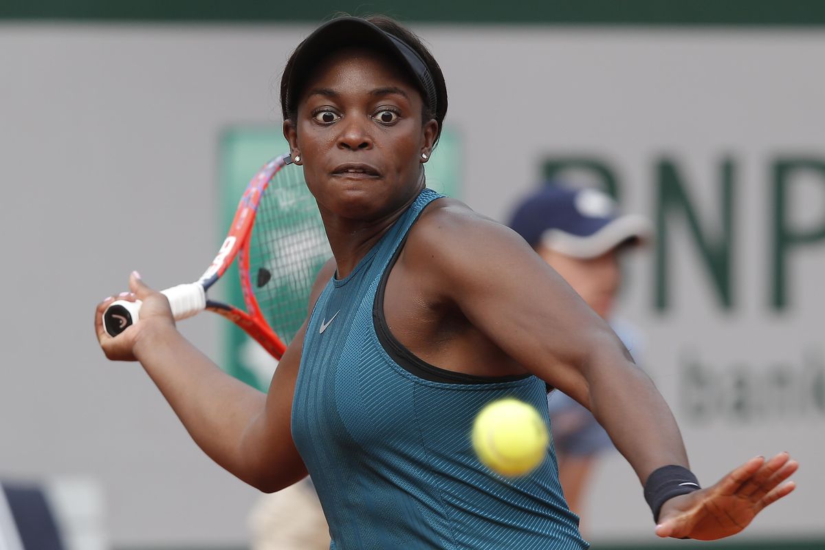Sloane Stephens of the U.S. returns the ball during her quarterfinal match of the French Open tennis tournament at the Roland Garros stadium, Tuesday, June 5, 2018 in Paris. Stephens and Madison Keys moved into the first all-American women’s semifinal at the French Open since 2002 with straight-set victories Tuesday. (Michel Euler / Associated Press)