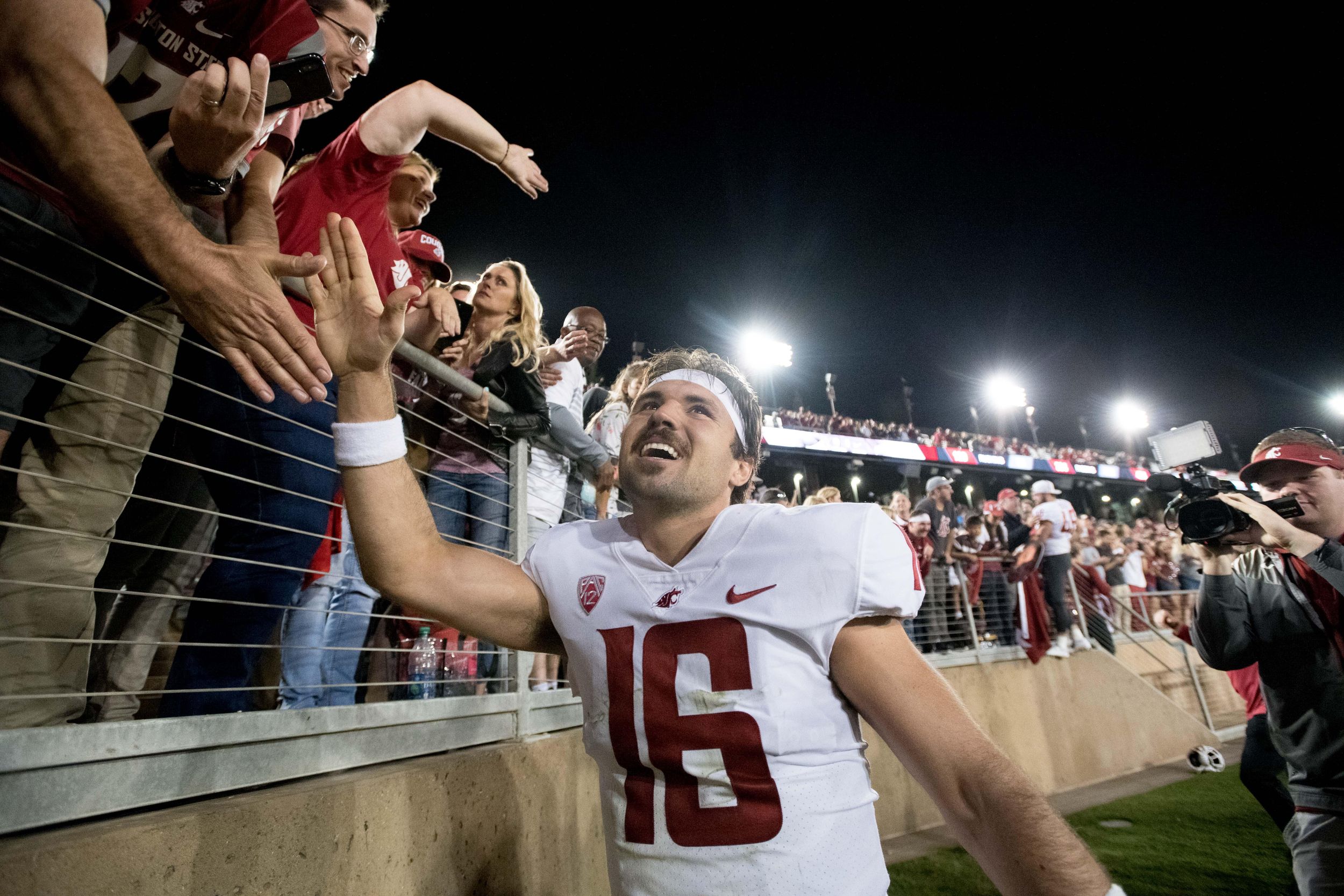 Washington State quarterback Gardner Minshew one of 20 semifinalists