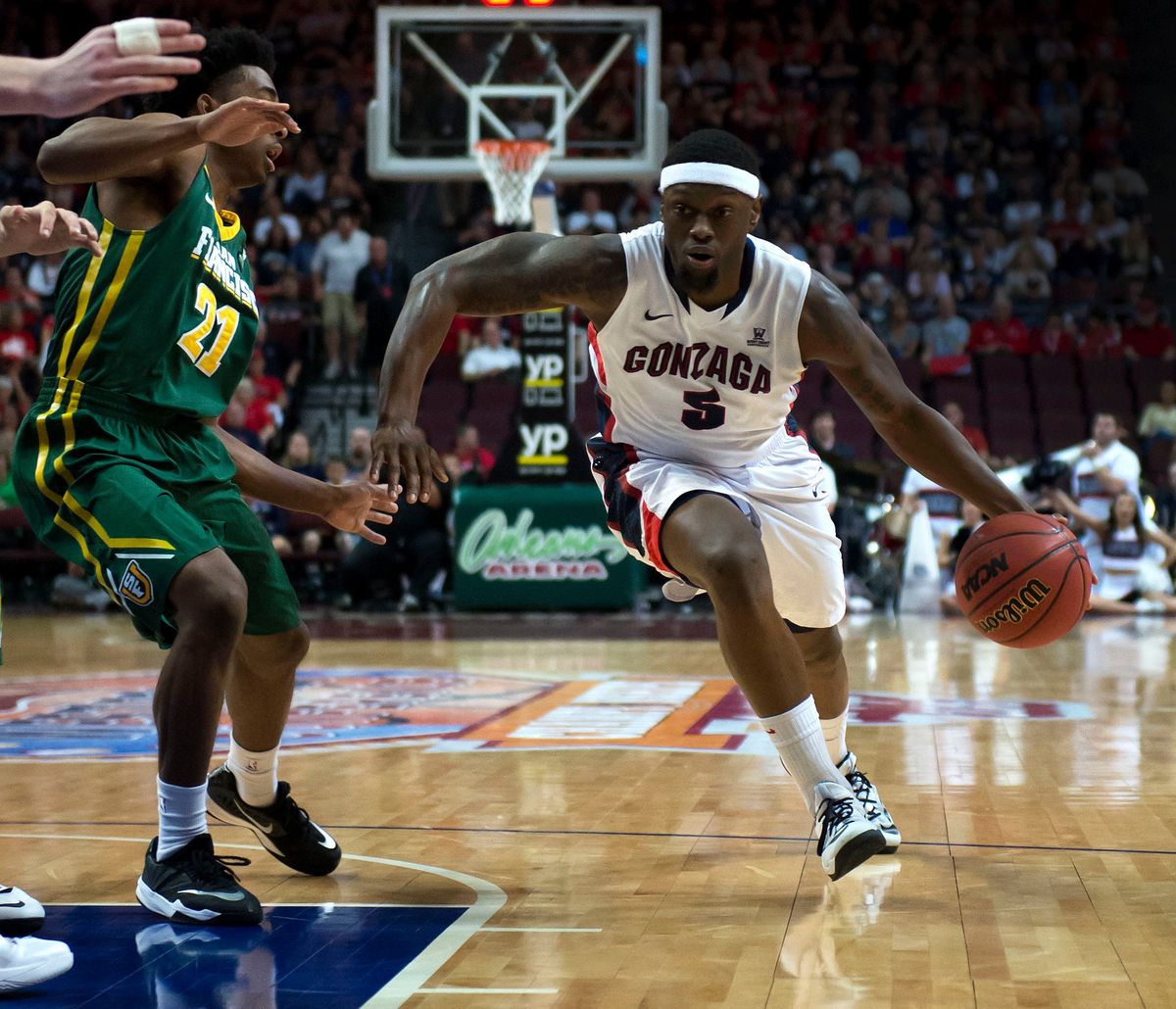 Gonzaga guard Gary Bell Jr. (5) dribbles the ball in the first half of a WCC men’s tournament quarterfinal basketball game, Sat., March 7, 2015, at the Orleans Arena in Las Vegas, Nevada.  (Colin Mulvany / The Spokesman-Review)