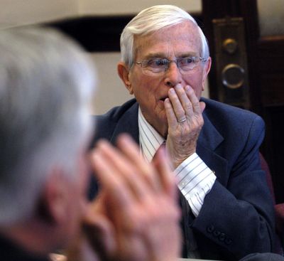 Rep. Mike Mitchell, D-Lewiston, discusses issues regarding the governor's highway plan with other members of an ad hoc committee Monday, April 4, 2005, at the Statehouse in Boise, Idaho. Mitchell died Friday in Boise. (DARIN OSWALD / Darin Oswald/Idaho Statesman)