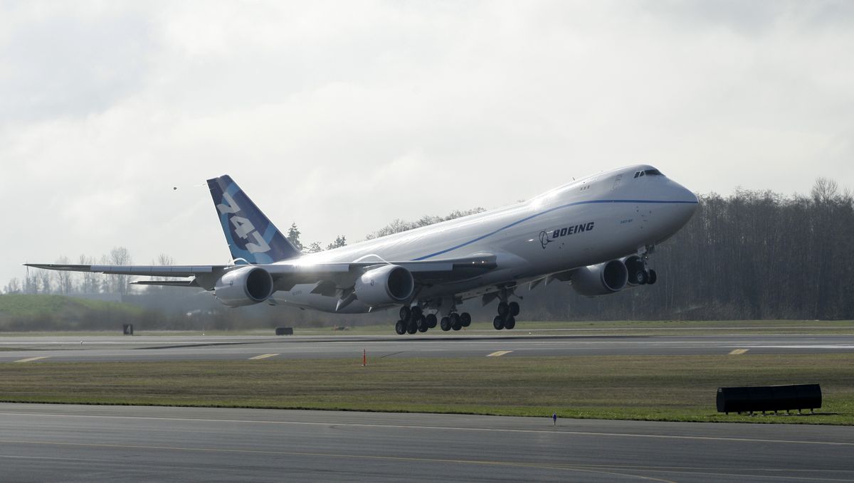 Boeing 747-8 Freighter First Flight - Feb. 8, 2010 | The Spokesman-Review