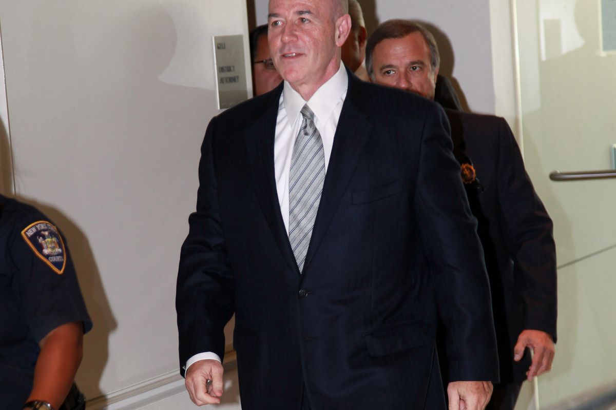 Convicted former New York City police commissioner Bernard Kerik enters Bronx Supreme Court in New York Wednesday Oct. 17, 2012.   The one-time protege of former Mayor Rudolph Giuliani is testifying as a government witness at the perjury trial of two contractor brothers who once remodeled his apartment. (David Karp / Fre50733 Ap)