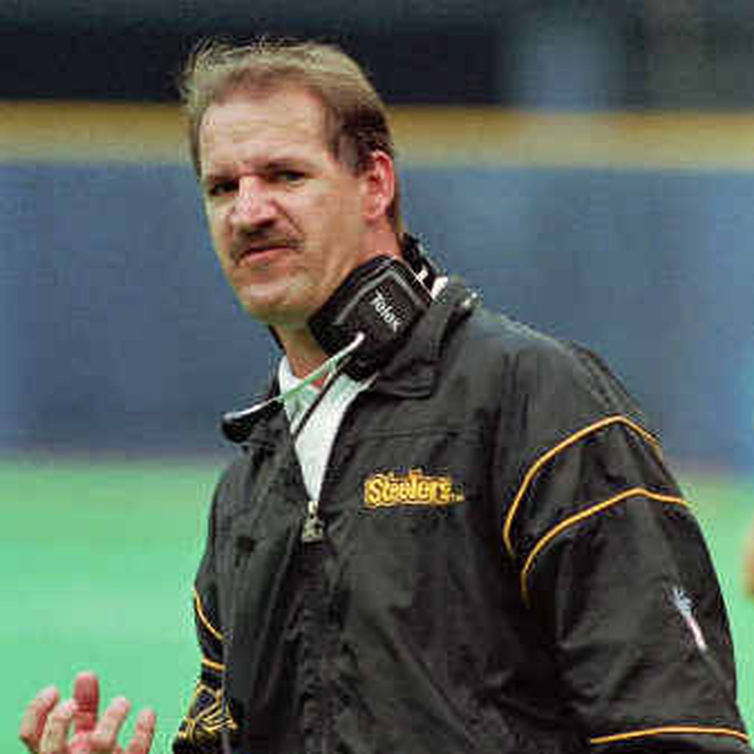 Pittsburgh Steelers coach Bill Cowher runs football practice