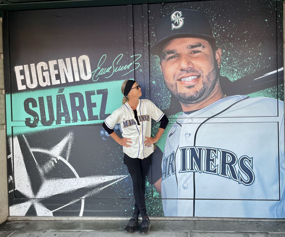 Eugenio Suarez Jersey, Eugenio Suarez Gear and Apparel