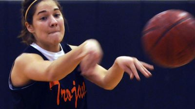 Post Falls High School’s Jordan Schoening passes the ball during practice at the school last Thursday.  (Kathy Plonka / The Spokesman-Review)