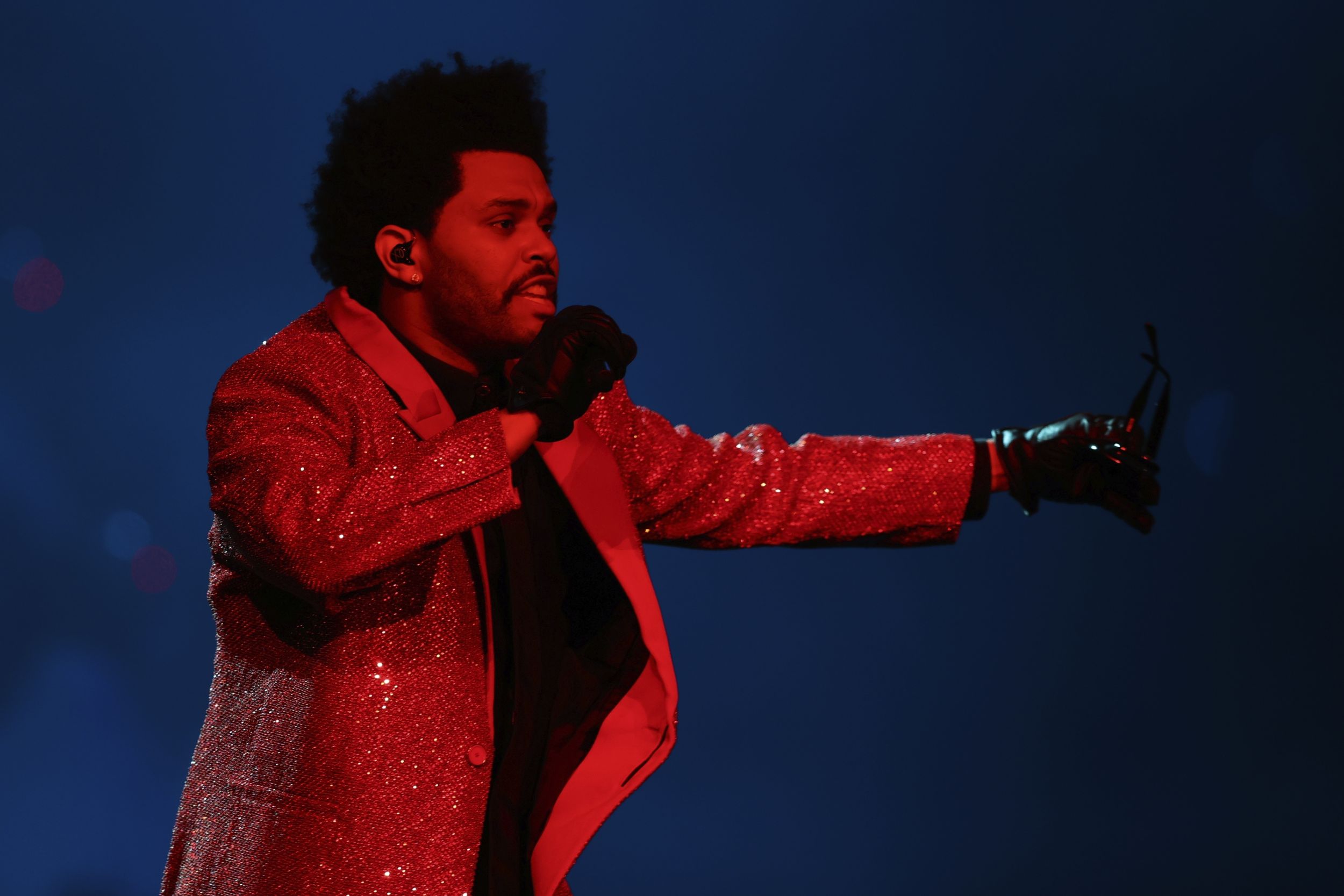 The Weeknd hangs up his red suit at 2021 Billboard Music Awards – Reading  Eagle