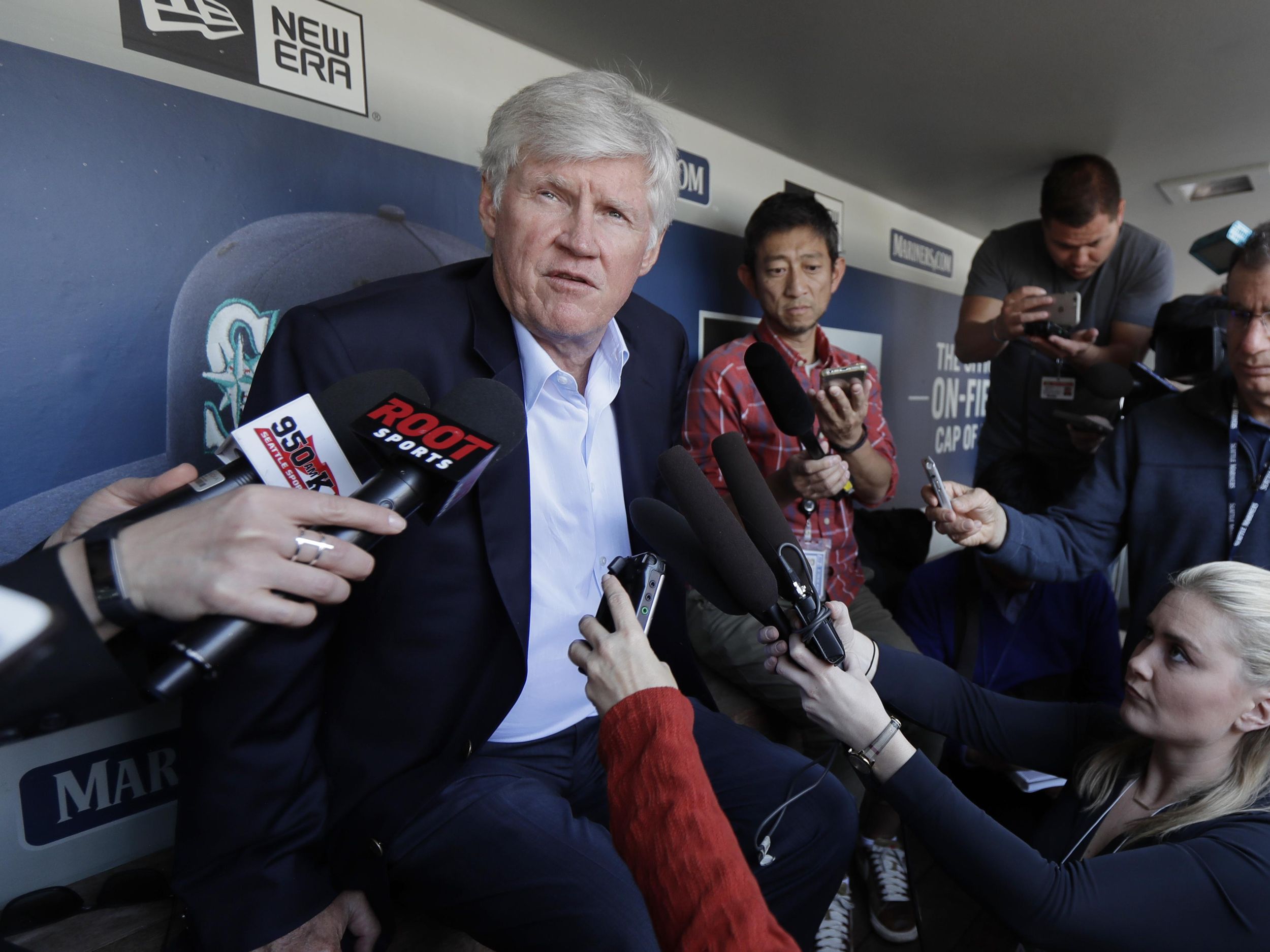 Mariners GM Dipoto 'pumped' about recent promotions