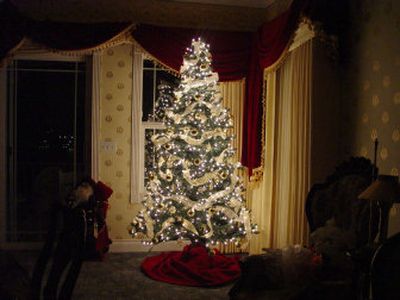 
A Christmas tree sets the scene in the Dromore home  during last year's North Idaho Bed and Breakfast Holiday Tour. Courtesy of Bed and Breakfast Holiday Tour
 (Courtesy of Bed and Breakfast Holiday Tour / The Spokesman-Review)