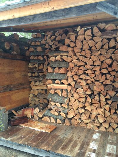 How to Choose, Cut, Split and Stack Firewood